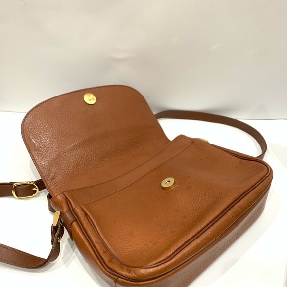 Burberry Brown Leather Shoulder Bag Sku#85019 (Gently used, mold) - Picture 3 of 13
